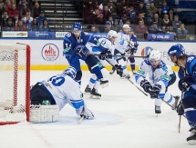 Фоторепортаж с матча КХЛ «Динамо» Минск — «Барыс 5:2