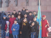 Школьники Шымкента покорили самую высокую точку города