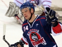 Андрей Макров заключил контракт с ХК «Горняк»