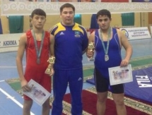 Актауские борцы вернулись с республиканского турнира в Атырау