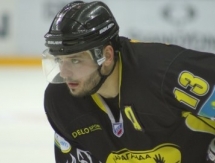 Александр Угольников — среди лучших в ВХЛ