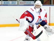 Виталий Колесник оформил шатаут в матче против «Трактора»