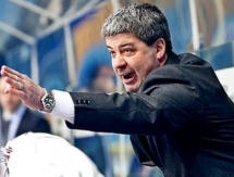 Леонид Тамбиев продлил контракт с ХК «Сарыарка»