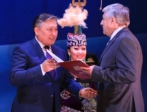Директор «Тулпара» награжден Почетной грамотой