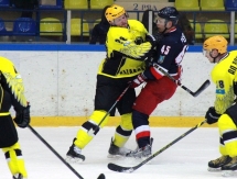 Фоторепортаж с матча ВХЛ «Зауралье» — «Сарыарка» 0:3