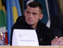 Фоторепортаж с пресс-конференции боя Головкин — Мюррей