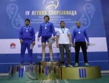 Фоторепортаж с чемпионата Казахстана по борьбе