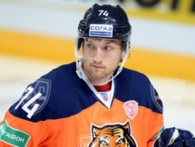 Евгений Орлов: «Нам нужно меньше удаляться, тогда шансы на победу будут»