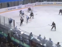 Видео матча ВХЛ «Нефтяник» — «Казцинк-Торпедо» 3:2