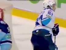 Сейв голкипера «Сибири» в матче с «Барысом» вошел в десятку лучших недели КХЛ