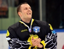 Первый «сухарь» плей-офф ВХЛ оформил Владимир Ковач 