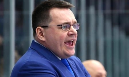 Назаров пригрозил журналисту надеть шлем