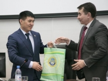 Лидеры сборной Казахстана провели встречу со студентами столичного ВУЗа