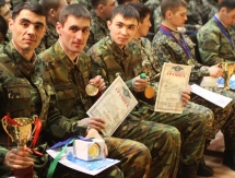 Команда Военного института Нацгвардии заняла первое место на Первенстве по зимнему президентскому многоборью