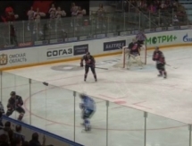 Видеообзор матча плей-офф КХЛ «Авангард» — «Барыс» 3:1 