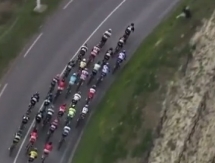 Видео финиша пятого этапа веломногодневки «Париж — Ницца» с участием гонщиков «Астаны»