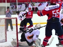 Листки хоккейного календаря. Неделя № 27. 9-15 марта. Чемпион шагает дальше