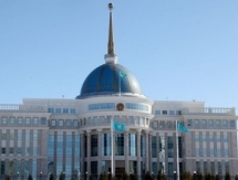 Глава государства обсудил вопросы развития массового спорта в РК с Даулетом Турлыхановым