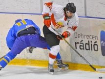 Фоторепортаж с матча первого дивизиона юниорского чемпионата мира Казахстан — Венгрия 6:5