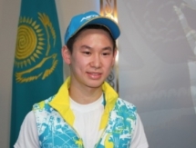 Денис Тен рассказал Президенту Казахстана о своем ледовом шоу