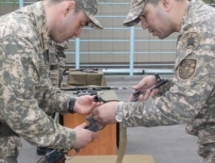 Лыжник Чеботько и биатлонист Савицкий проходят военные сборы