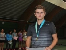 Хассанов вышел в 1/4 финала парного разряда турнира серии ITF в Шымкенте