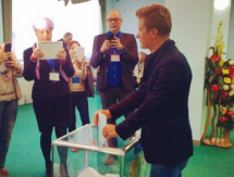 Александр Винокуров принял участие в выборах