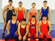 Сборная Казахстана по греко-римской борьбе готовится к чемпионату Азии близ Алматы