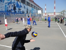 Казахстанские военнослужащие организовали праздничную эстафету