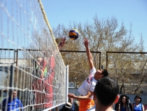 Казахстанские военнослужащие организовали праздничную эстафету