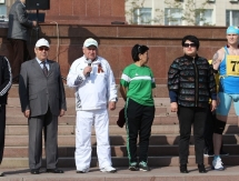 В День единства народа Казахстана в Актобе 5 тысяч человек участвовали в массовых забегах