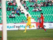 Фото с матча Премьер-Лиги «Кайсар» — «Кайрат» 0:0