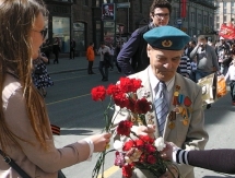 Казахстанский ветеран ВОВ совершил марш-бросок в Москве 