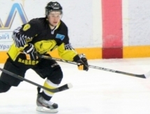 Защитник «Алматы» Дмитрий Тихонов продолжит карьеру в ВХЛ