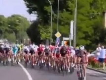 Видео финиша десятого этапа велогонки «Джиро д’Италия» с участием гонщиков «Астаны»