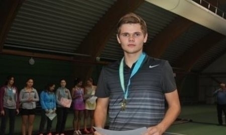 Хассанов вышел во 2-й круг одиночного разряда турнира серии ITF в Украине