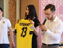 Футболисты «Тобола» помогли в благотворительном проекте «Жизнь на ладони»