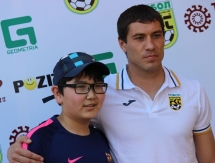 Футболисты «Тобола» помогли в благотворительном проекте «Жизнь на ладони»