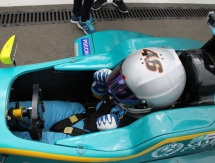 Astana Motorsports показывает лидерский темп в «Формуле 3»