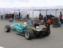Astana Motorsports показывает лидерский темп в «Формуле 3»