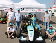 Astana Motorsports показывает лидерский темп в «Формуле 3»
