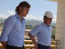 Видео с посещения Валерием Карпиным  объектов ФК «Кайрат» 