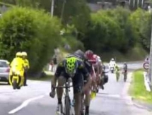 Видео финиша седьмого этапа велогонки «Критериум дю Дофине» с участием гонщиков «Астаны»