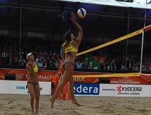 Казахстанки стартовали с поражения на чемпионате мира по пляжному волейболу