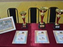 В Карагандинской области лучший палуан среди полицейских получил в подарок племенного быка