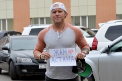 Хоккеисты «Барыса» поздравляют Астану