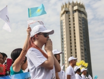 Как алматинцы болели за свой город в олимпийской гонке