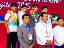 Казахстанские борцы завоевали пять медалей в первый день чемпионата Азии