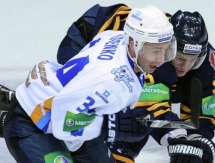 Константин Руденко продлил контракт с «Барысом»