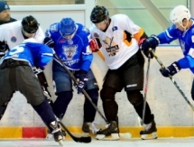 Фоторепортаж с товарищеского матча «Снежные Барсы» — «Астана» 2:0 